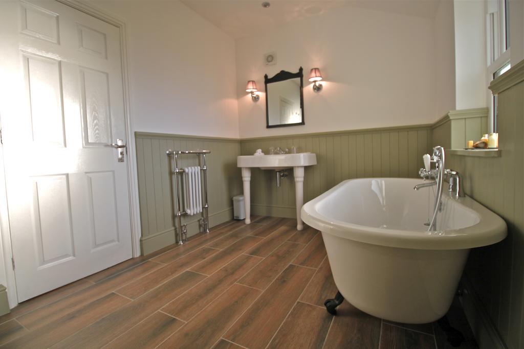 Birches Brow Boutique Guestrooms Aughton 外观 照片