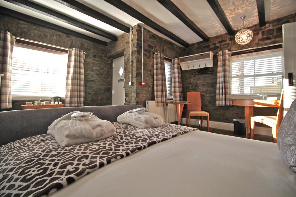 Birches Brow Boutique Guestrooms Aughton 外观 照片